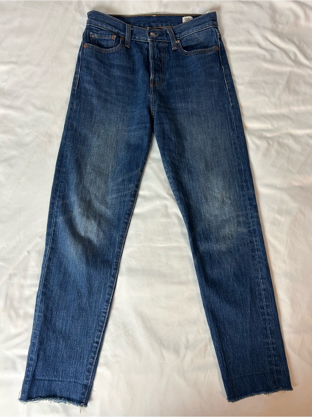 Levi’s White Oak Cone Denim Blue Raw-Hem Jeans – Women’s 26